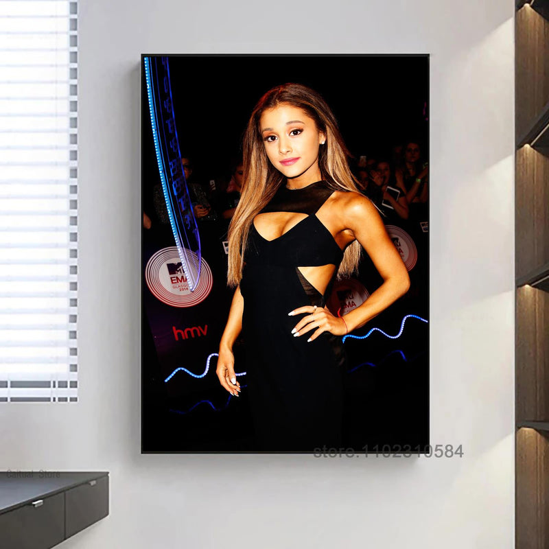 Ariana Grande festmények
