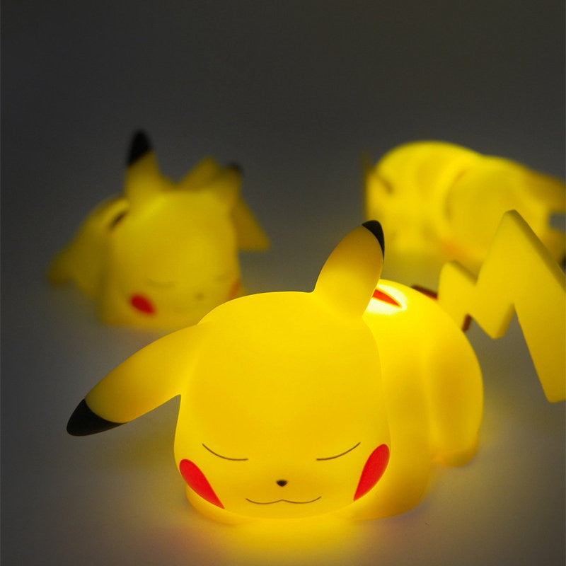 Pokemon - Pikachu éjszakai fény