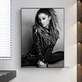 Ariana Grande festmények