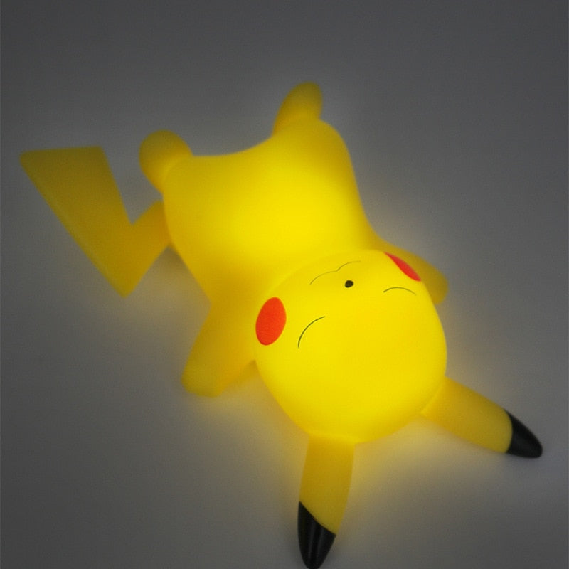 Pokemon - Pikachu éjszakai fény