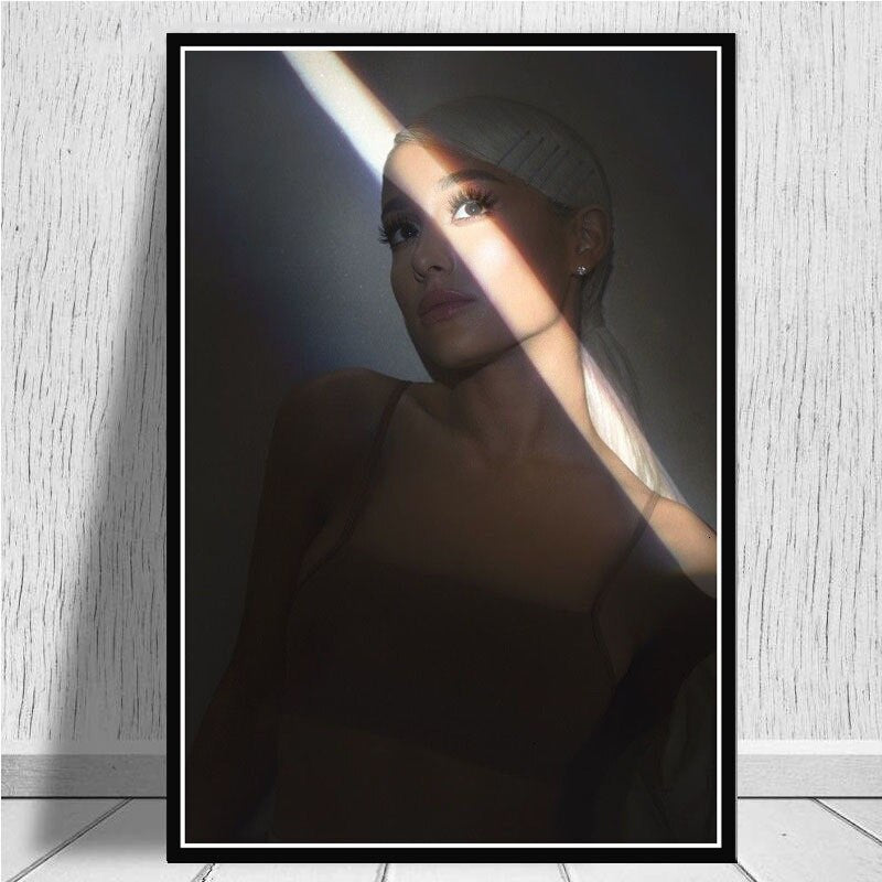 Ariana Grande plakátok