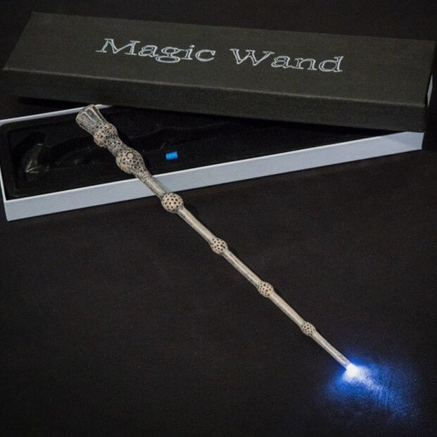 Harry Potter műanyag, világító varázspálcák