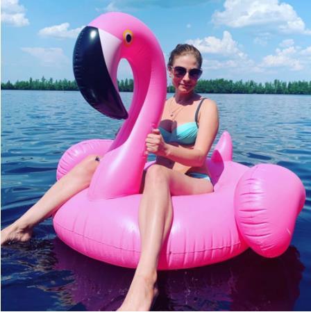 Felfújható óriás flamingó