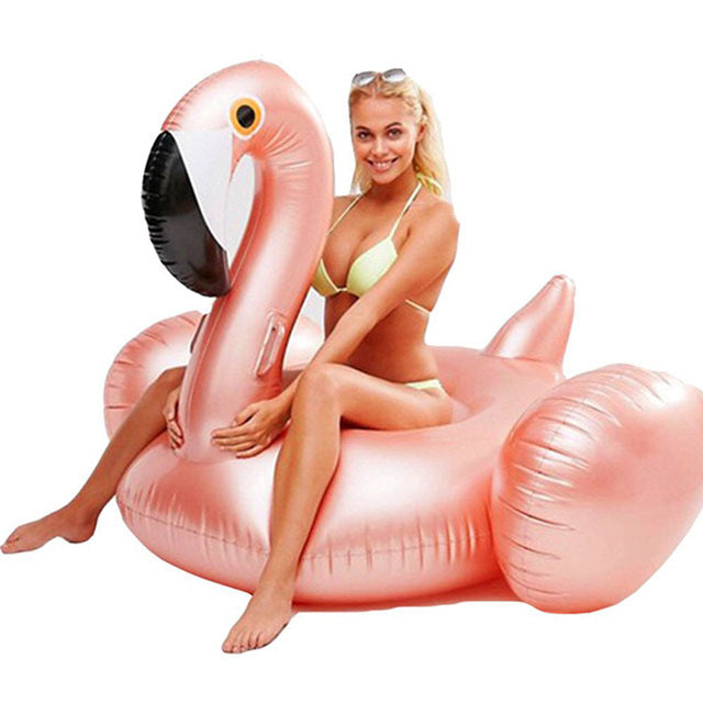 Felfújható óriás flamingó